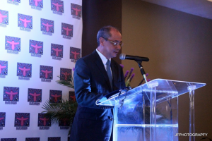 Su excelencia Francisco Javier Terrientes, Ministro de Salud de Panamá, durante su discurso en el  5to  Congreso Panamericano de la Red de Investigación en Dengue Panamá 2016,